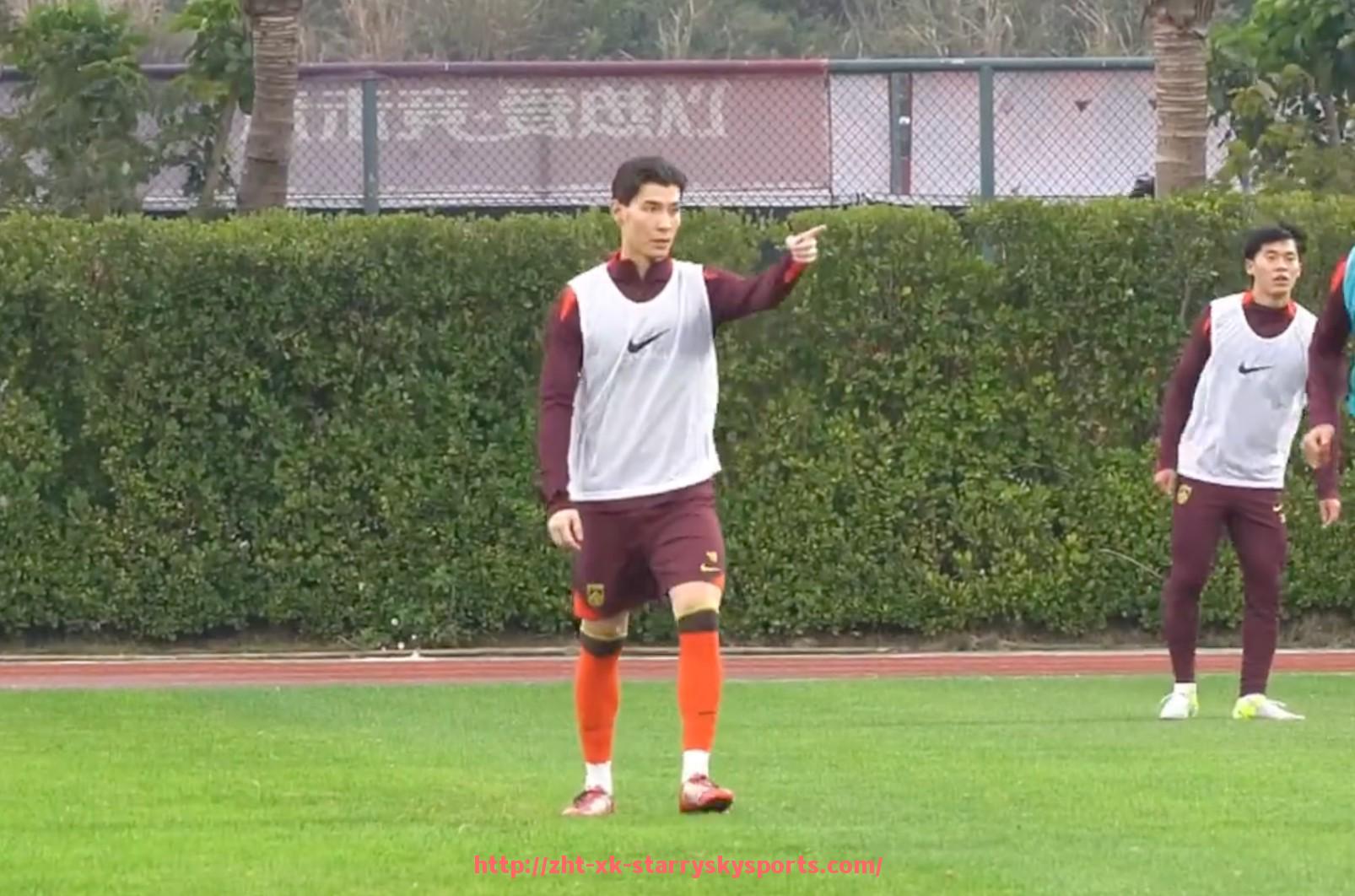 星空体育-世俱杯比赛红牌事件的统计与其对球队战绩的深远影响