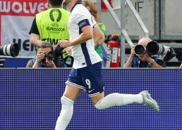 星空体育-2024年世俱杯守门员扑救数据全面盘点与表现评估