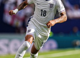 星空体育-法甲摩纳哥中场组织能力评估：中场调度与球队的胜利